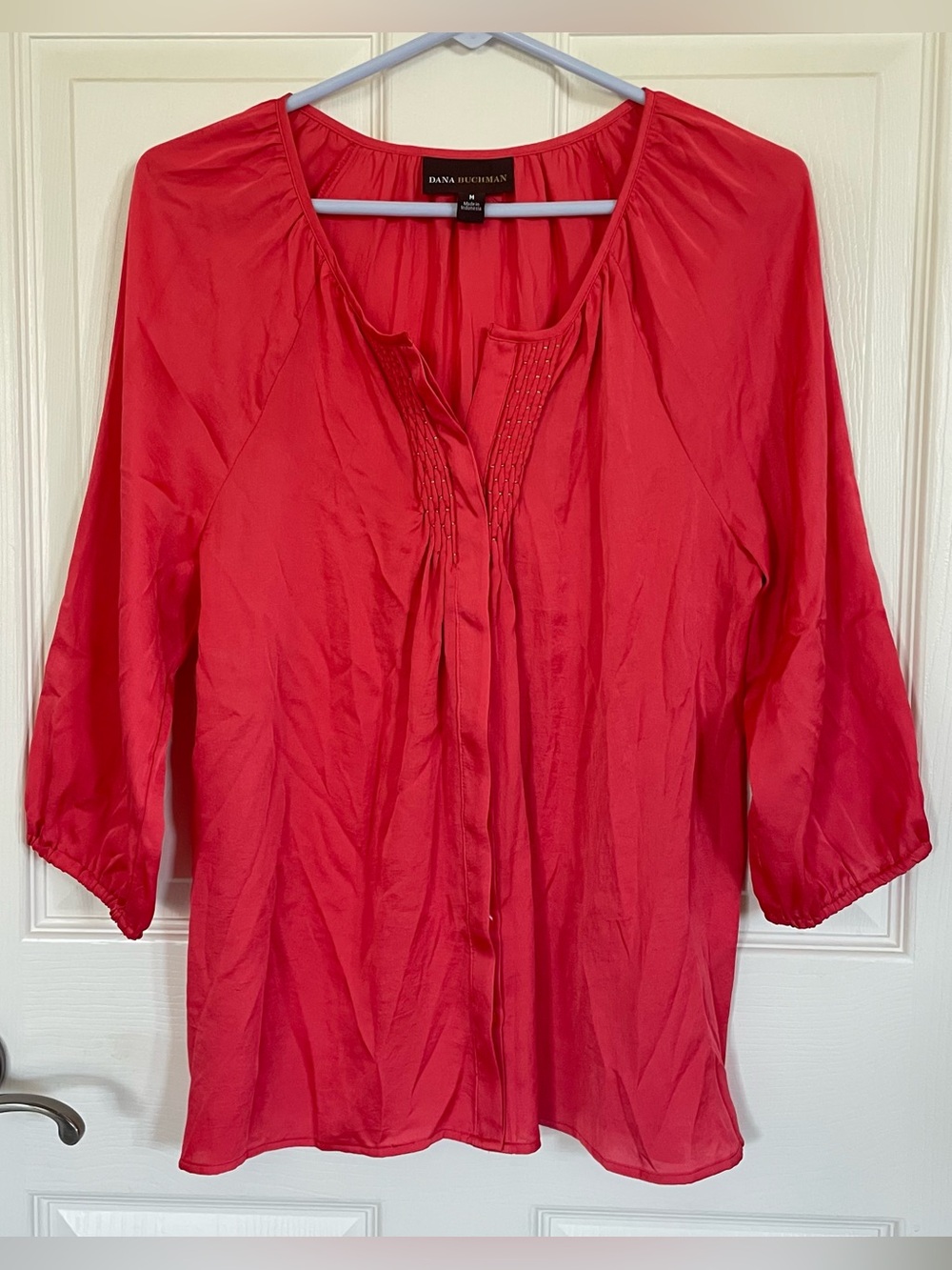 Dana Buchman Coral Silk Half Sleeve Button Down Blouse size M